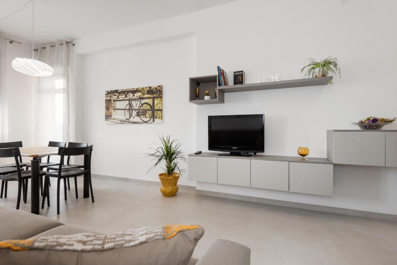 Civico40 Luminoso Appartamento Con Balconi E Garage Privato Verona Eksteriør bilde