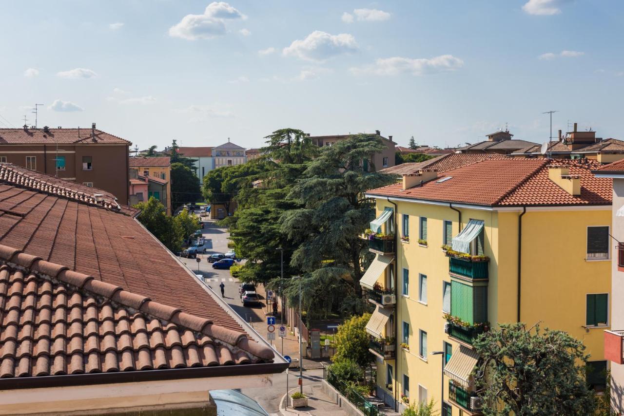 Civico40 Luminoso Appartamento Con Balconi E Garage Privato Verona Eksteriør bilde