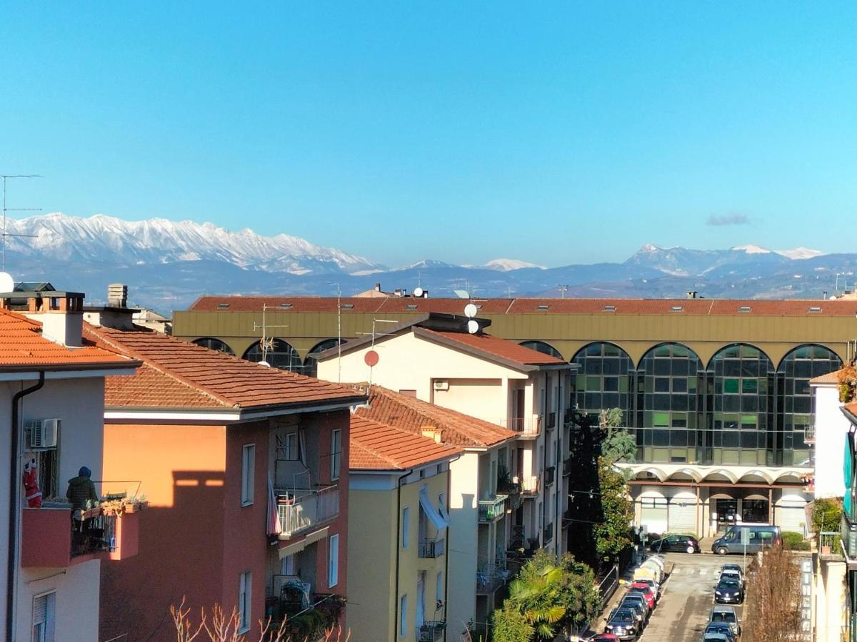 Civico40 Luminoso Appartamento Con Balconi E Garage Privato Verona Eksteriør bilde