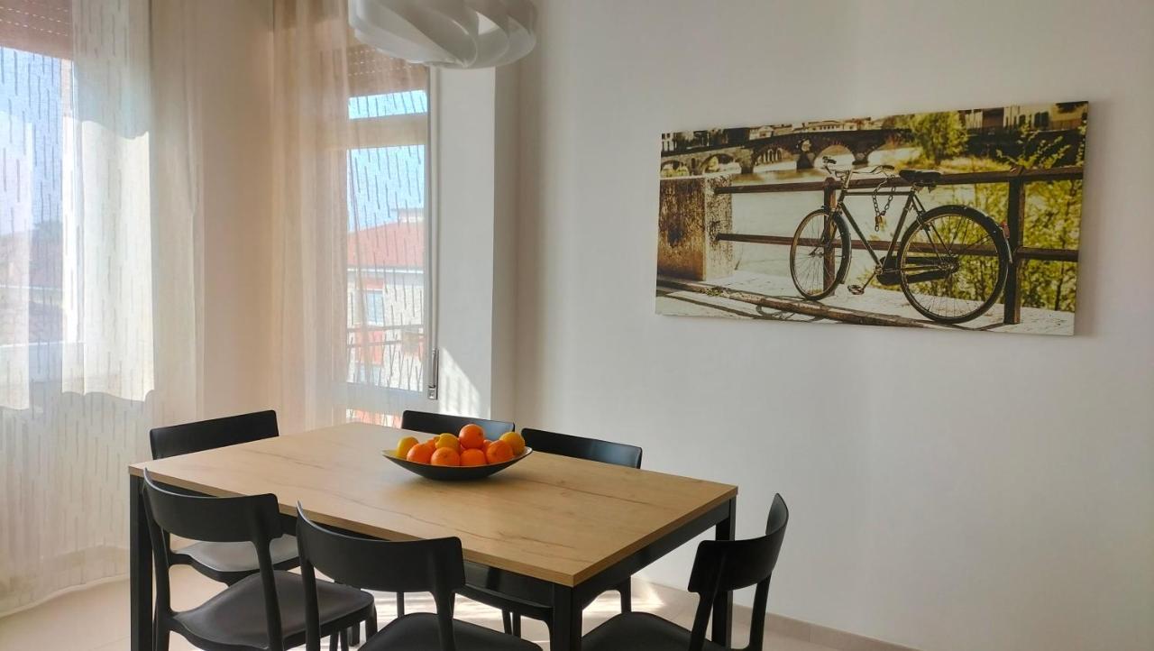 Civico40 Luminoso Appartamento Con Balconi E Garage Privato Verona Eksteriør bilde